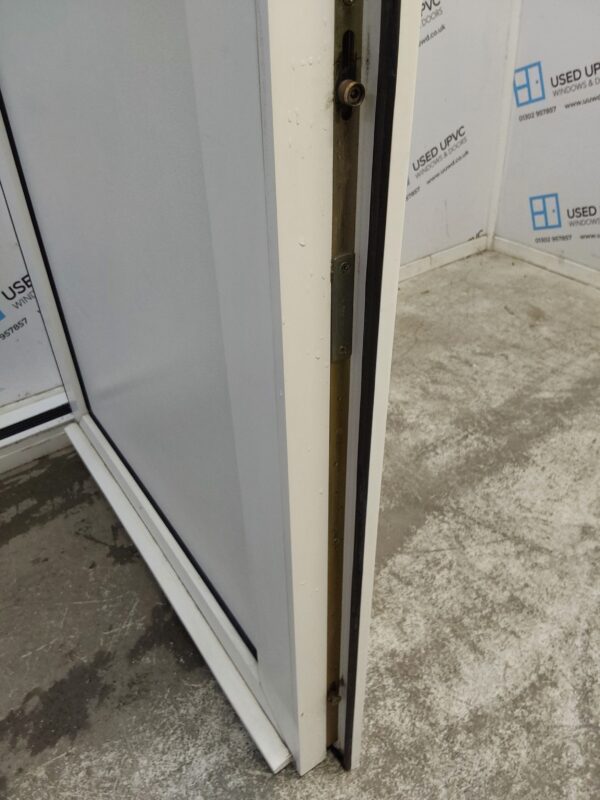 Used White Upvc Front Door 890mm x 2085mm C7D027 - Image 7