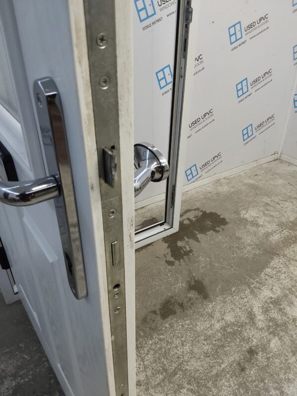 Used Black Composite Front Door 905mm x 2070mm C7D024 - Image 10