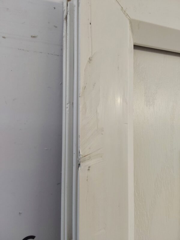 Used White Composite Front Door 895mm x 2030mm 0540 - Image 5
