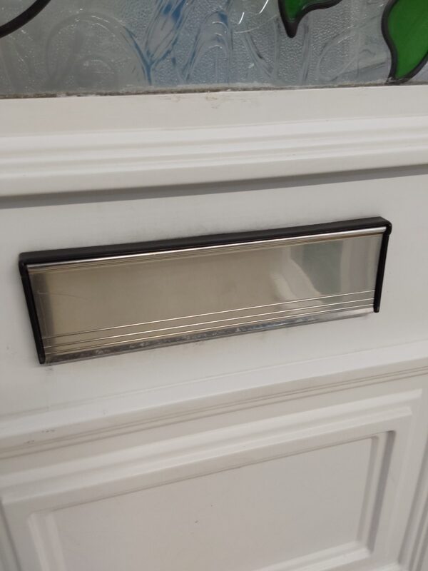 Used White Upvc Front Door 865mm x 2100mm 0286 - Image 6