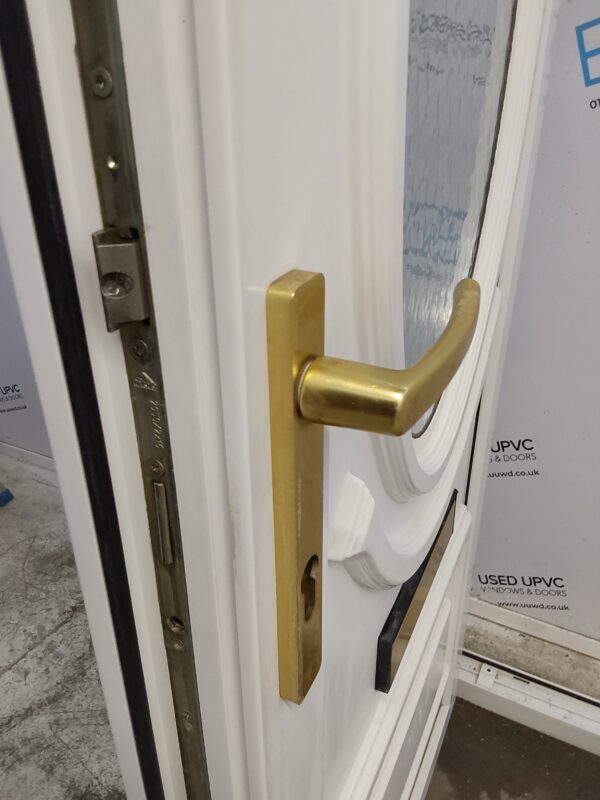 Used White Upvc Front Door 855mm x 2055mm 0283 - Image 5