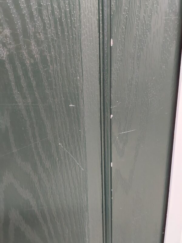 Used Green Composite Front Door 895mm x 2030mm 0755 - Image 4