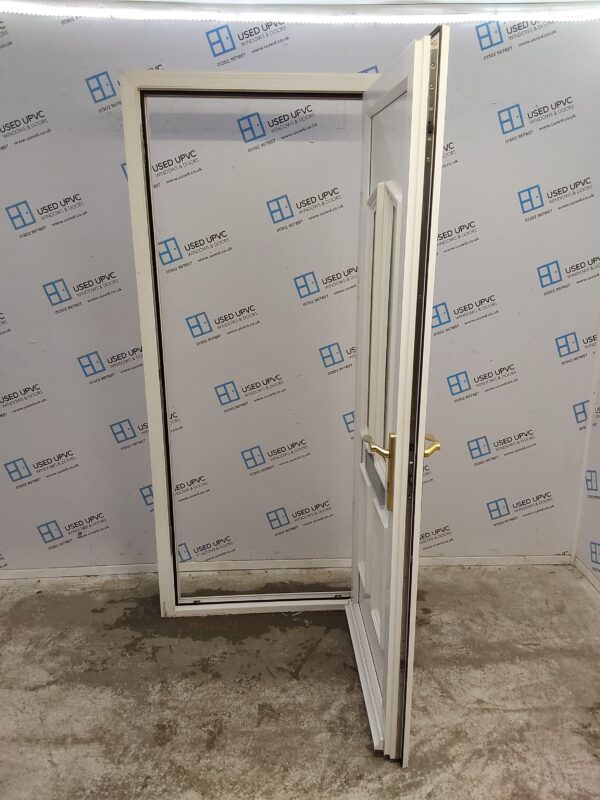 Used White Upvc Front Door 895mm x 2090mm 0008 - Image 3
