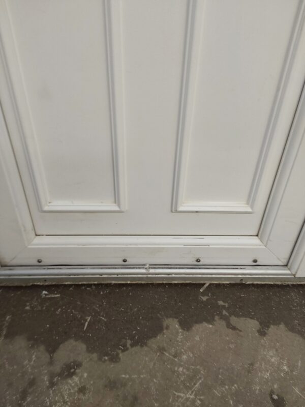 Used White Upvc Front Door 880mm x 2030mm (Reduce To 865mm) 0041 - Image 8