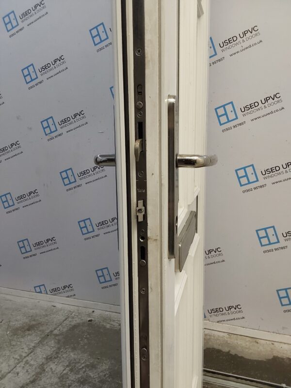 Used White Upvc Front Door 880mm x 2030mm (Reduce To 865mm) 0041 - Image 5