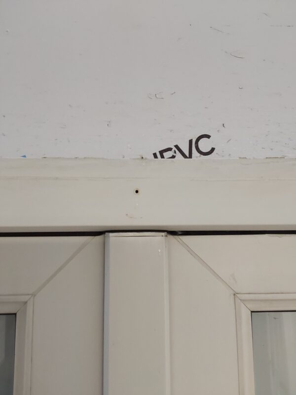 Used White Upvc French Doors 1400mm x 2050mm EA12 - Image 9