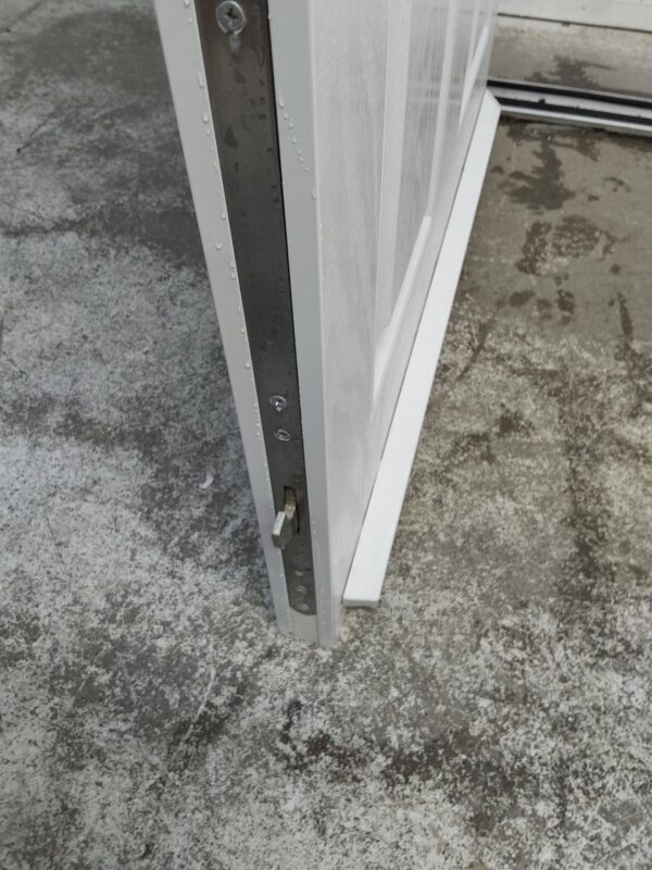 Used White Composite Front Door 875mm x 1995mm C7D038 - Image 6