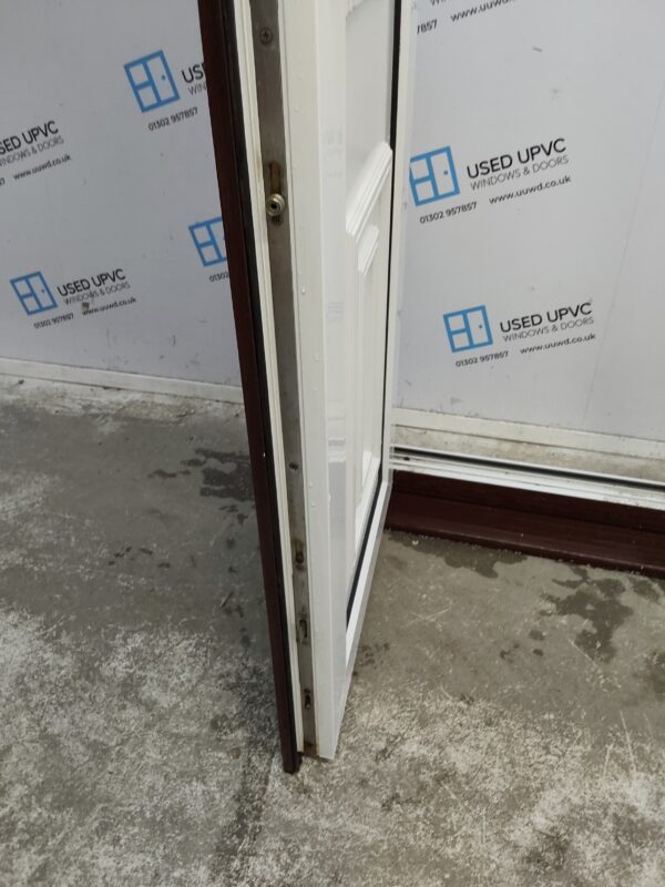 Used Woodgrain Upvc Back Door (Outwards Opening) 670mm x 2080mm C7D067 - Image 5