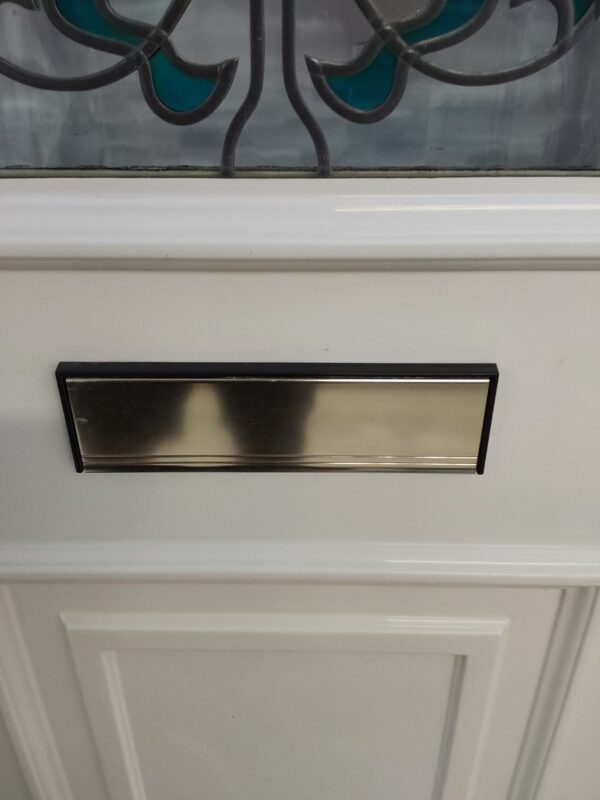 Used White Upvc Front Door And Side Panel 1215mm x 2070mm DS003 - Image 7