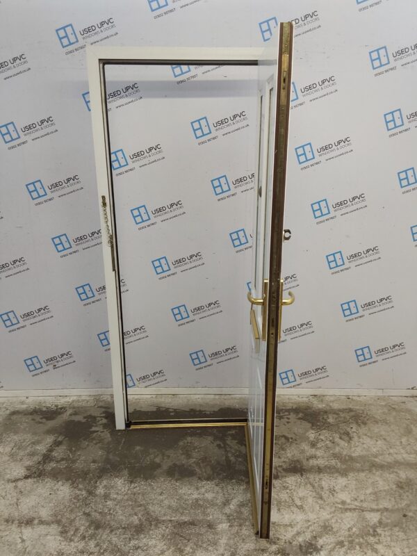 Used White Upvc Front Door 860mm x 1995mm C12D08 - Image 3