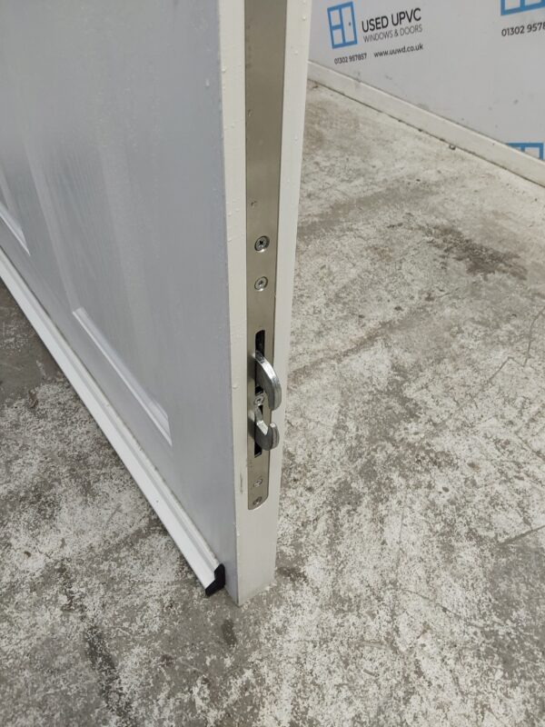 Used White Composite Front Door 910mm x 1995mm 0790 - Image 6