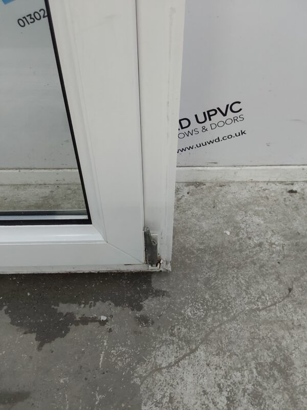 Used White Upvc Tilt And Turn Window 745mm x 1190mm W0445 - Image 6