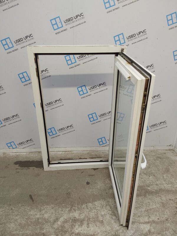 Used White Upvc Tilt And Turn Window 745mm x 1190mm W0445 - Image 2