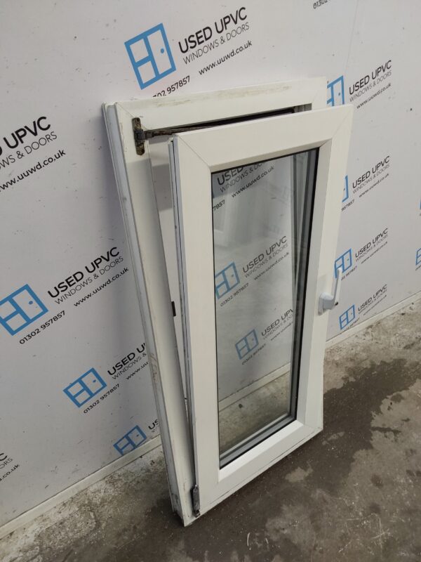 Used White Upvc Tilt And Turn Window 585mm x 1140mm C3105 - Image 4