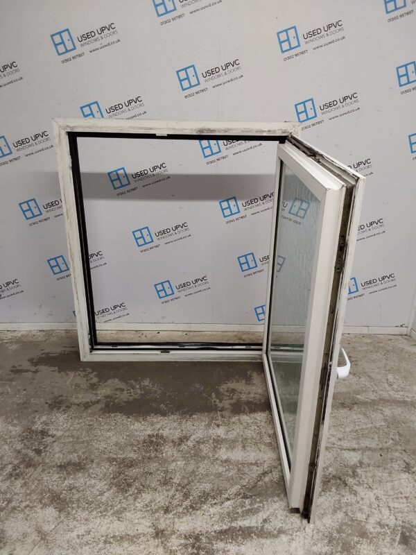 Used White Upvc Tilt And Turn Window 1020mm x 1180mm LW0078 - Image 3