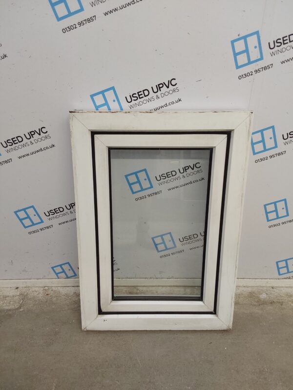 Used White Upvc Tilt And Turn Window 620mm x 880mm W0445