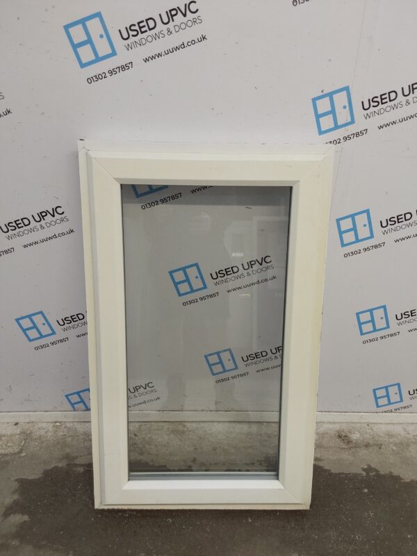 Used White Upvc Window 615mm x 1010mm C3129