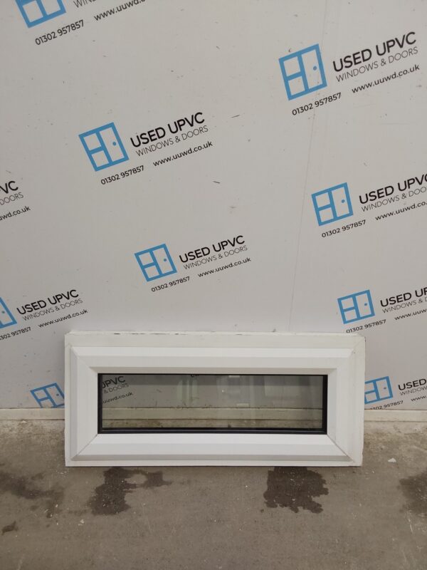 Used White Upvc Window 865mm x 385mm C3134