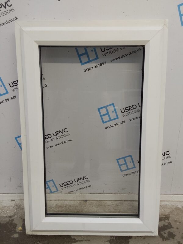 Used White Upvc Window 665mm x 1020mm C4W070