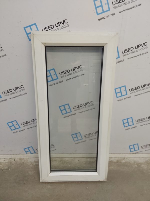 Used White Upvc Window 590mm x 1215mm A0001