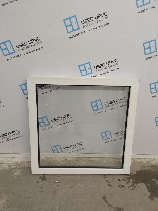 Used White Upvc Window 855mm x 835mm W0489