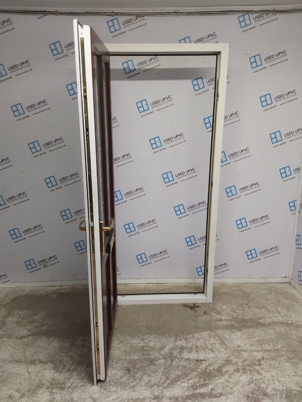 Used Woodgrain Upvc Front Door 925mm x 2055mm (Reduce To 905mm) 0491 - Image 3