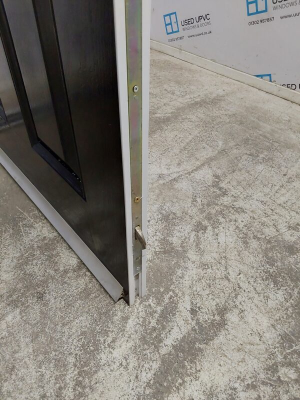 Used Black Composite Front Door 945mm x 2085mm 0456 - Image 6
