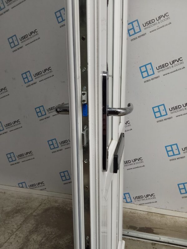 Used White Upvc Front Door 915mm x 2060mm (Reduce To 890mm) 0406 - Image 5