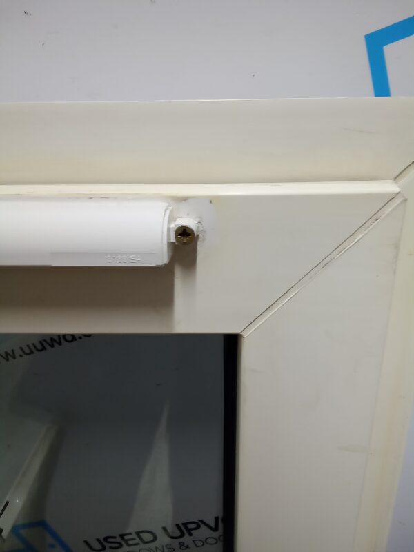Used White Upvc Window 620mm x 1150mm C3114 - Image 5