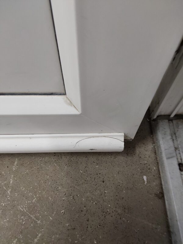 Used White Upvc Front Door 915mm x 2040mm (Reduce To 895mm x 2020mm) 0191 - Image 7