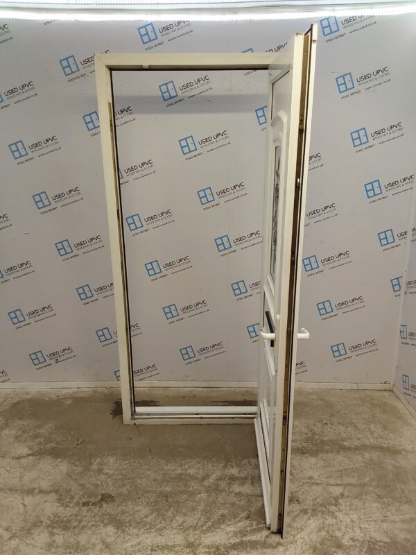 Used White Upvc Front Door 925mm x 2070mm (Reduce To 905mm) 0130 - Image 3