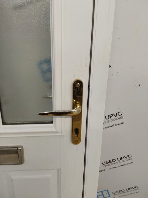 Used White Composite Front Door 890mm x 2050mm 0101 - Image 10