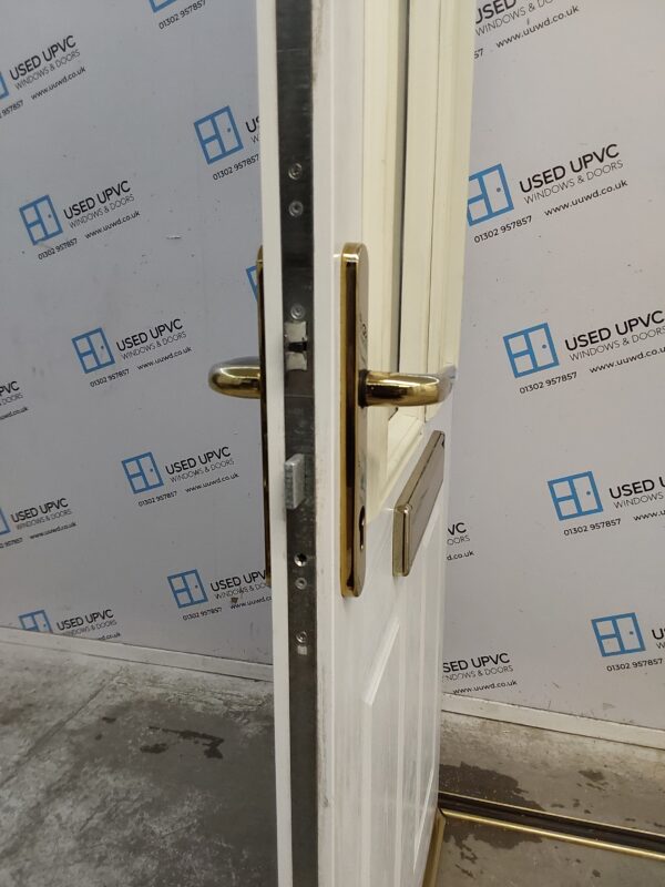 Used White Composite Front Door 890mm x 2050mm 0101 - Image 5