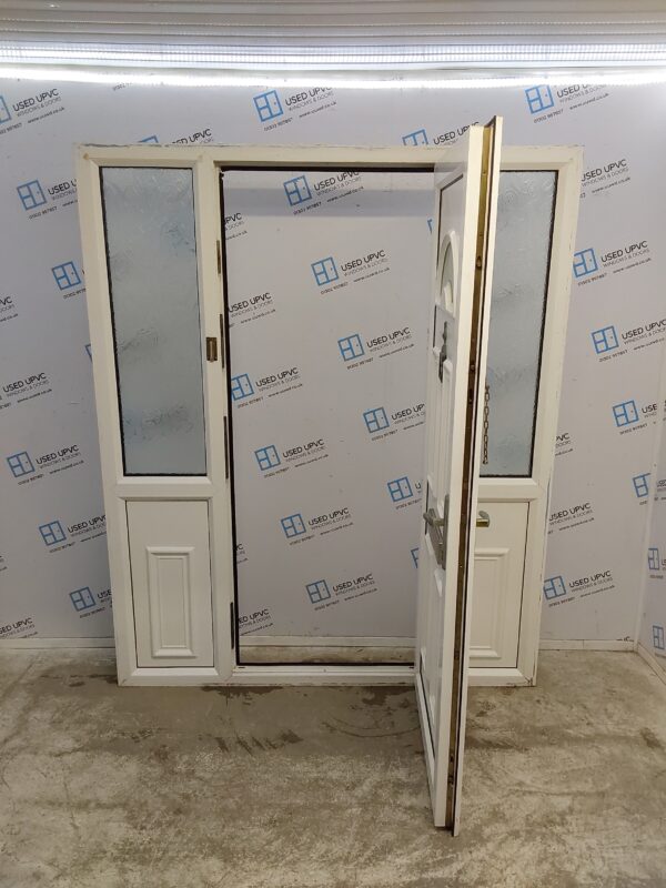 Used White Upvc Front Door And Side Panels 1700mm x 2065mm DS015 - Image 3
