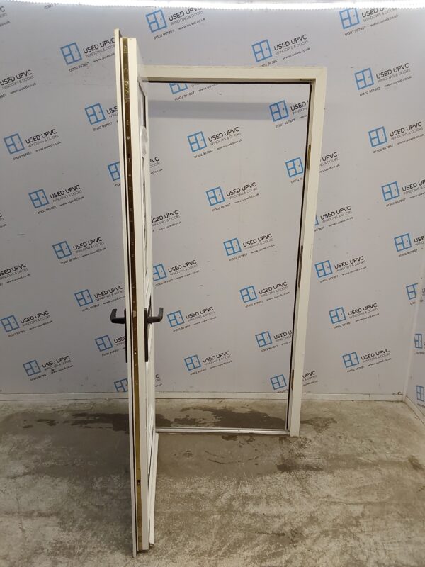 Used White Upvc Front Door 920mm x 1990mm 0078 - Image 3