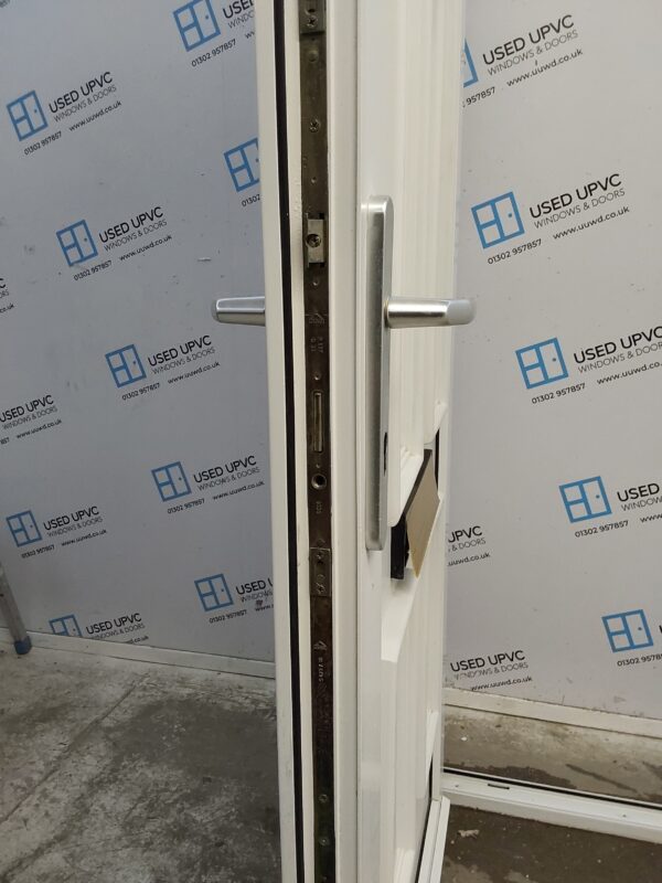 Used White Upvc Front Door 925mm x 2075mm 0039 - Image 5