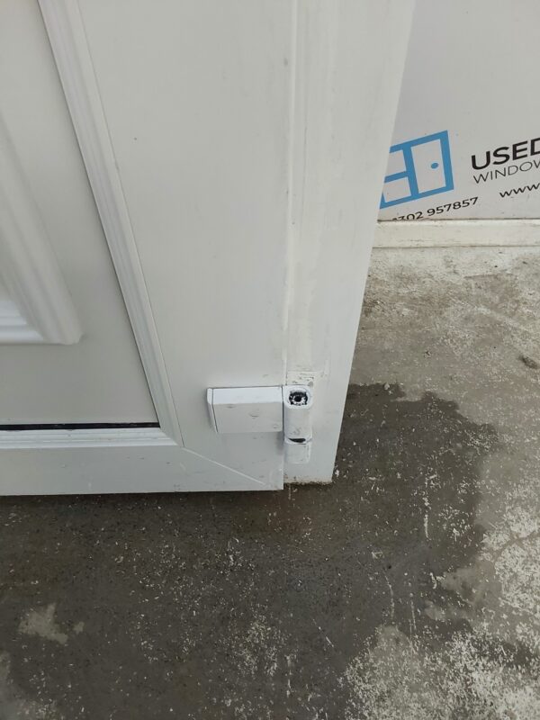 Used White Upvc Front Door 905mm x 2065mm 0136 - Image 7