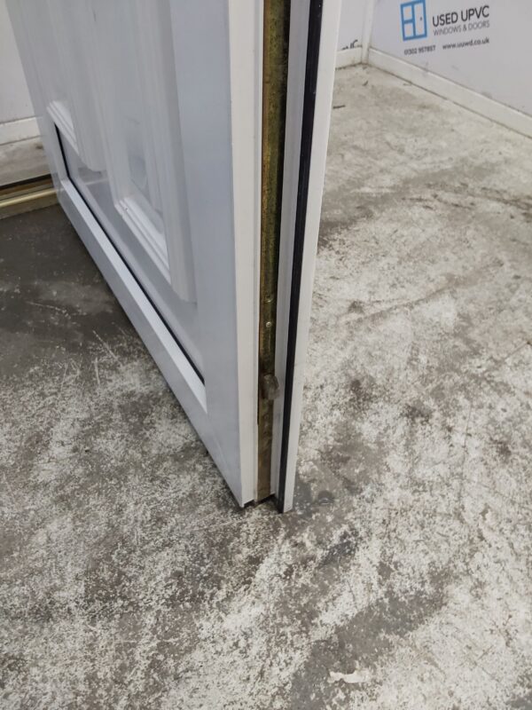 Used White Upvc Front Door 905mm x 2065mm 0136 - Image 6