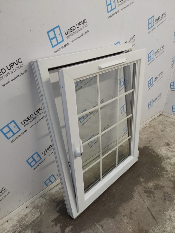 Used White Upvc Tilt And Turn Window 870mm x 1120mm LW0119 - Image 4