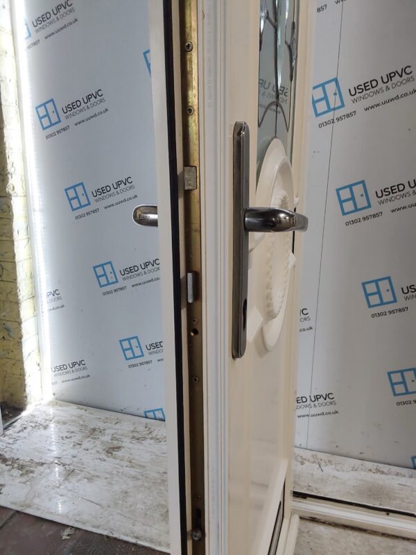 Used White Upvc Front Door And Toplight 820mm x 2505mm 0822 - Image 5