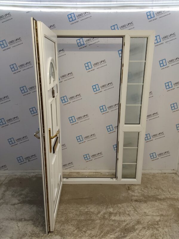 Used White Upvc Front Door And Side Panel 1215mm x 2050mm DS016 - Image 3
