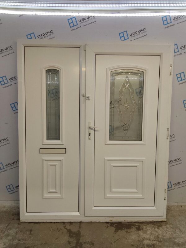 Used White Upvc Front Door And Side Panel 1735mm x 2090mm DS017 - Image 2