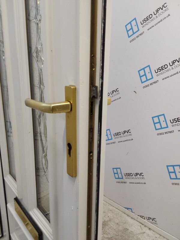 Used White Upvc Front Door 880mm x 2150mm 0627 - Image 5