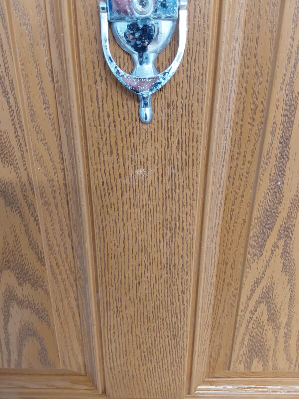 Used Oak Composite Front Door 905mm x 2025mm 0369 - Image 10