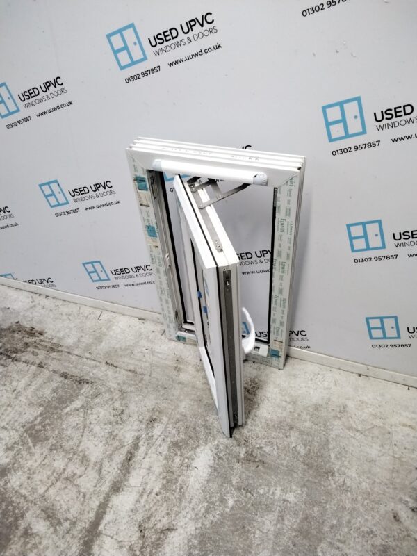 Brand New White Upvc Window 450mm x 785mm C2002 - Image 3