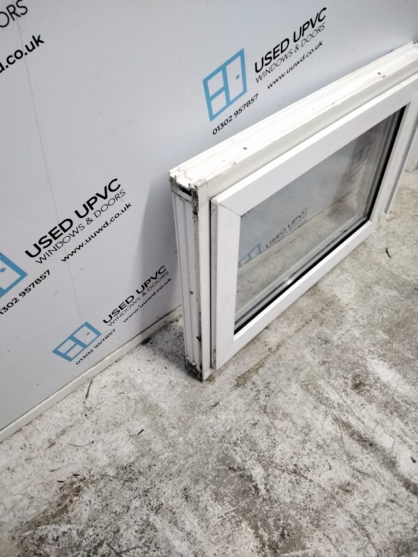 Used White Upvc Window 595mm x 855mm C3160 - Image 6