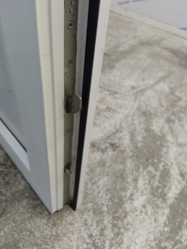 Used White Upvc Back Door 915mm x 2090mm (reduce to 900mm) 0764 - Image 9
