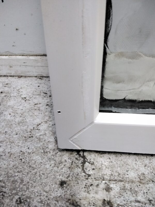 Used White Upvc Window 620mm x 675mm C3149 - Image 5