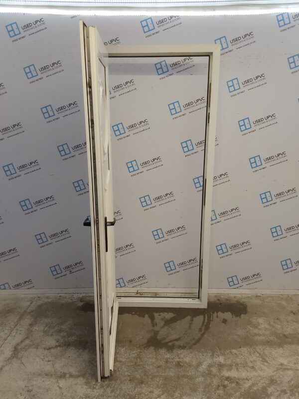 Used White Upvc Front Door 870mm x 2065mm 0775 - Image 3