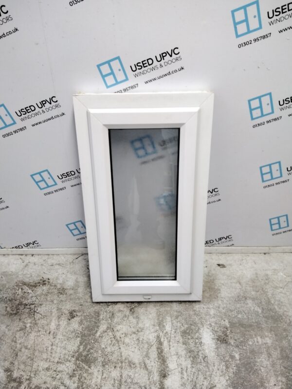 Used White Upvc Window 520mm x 945mm C3162